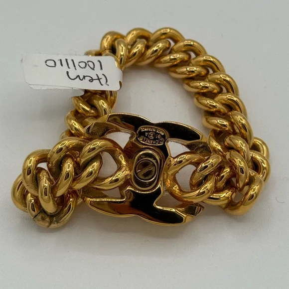CHANEL Gold Chain Bracelet with Iconic Emblem - Picture 2 of 2